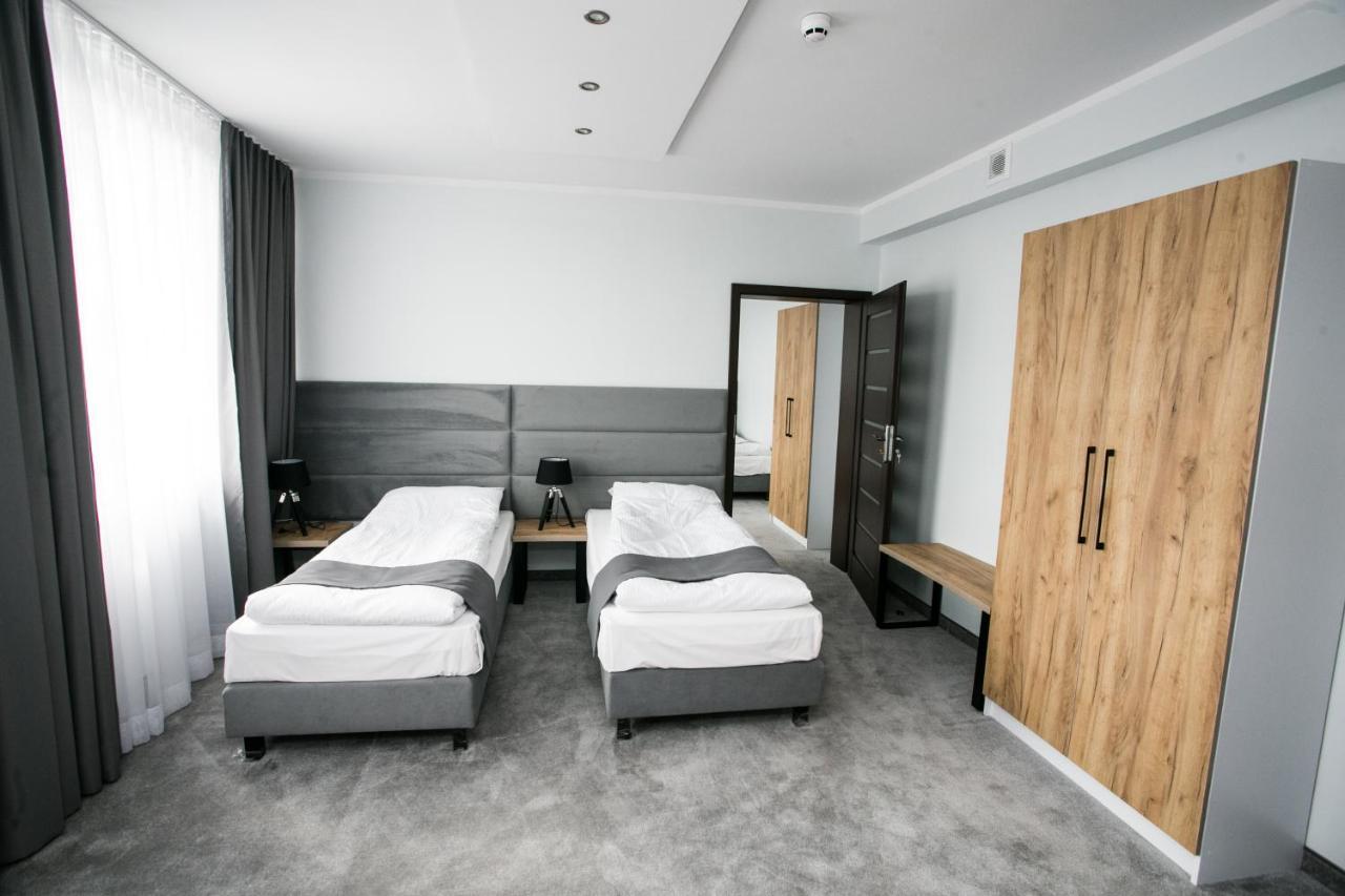 Hotel Tiffany Nowe Miasto Lubawskie Esterno foto