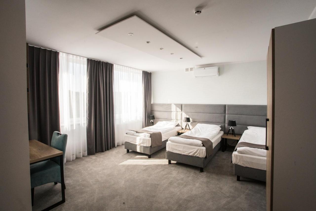 Hotel Tiffany Nowe Miasto Lubawskie Esterno foto